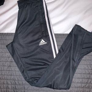 Boys size medium sweatpants tapered fit